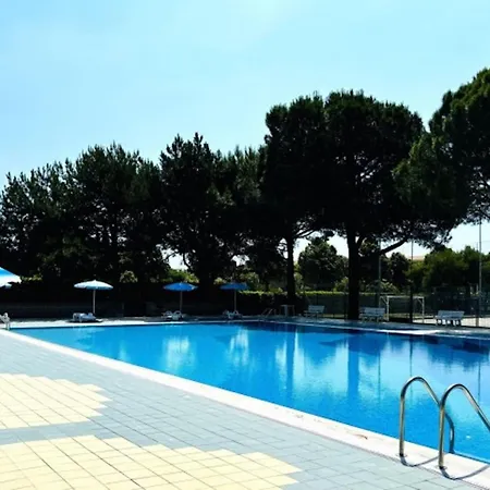 Comfortable And Lovely * Μπιμπιόνε