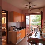 Comfortable And Lovely Apartman